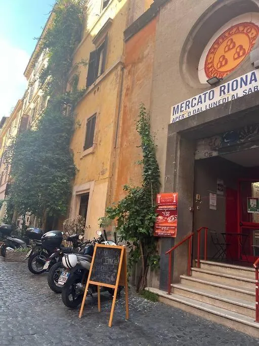 Rome Charming Apartment