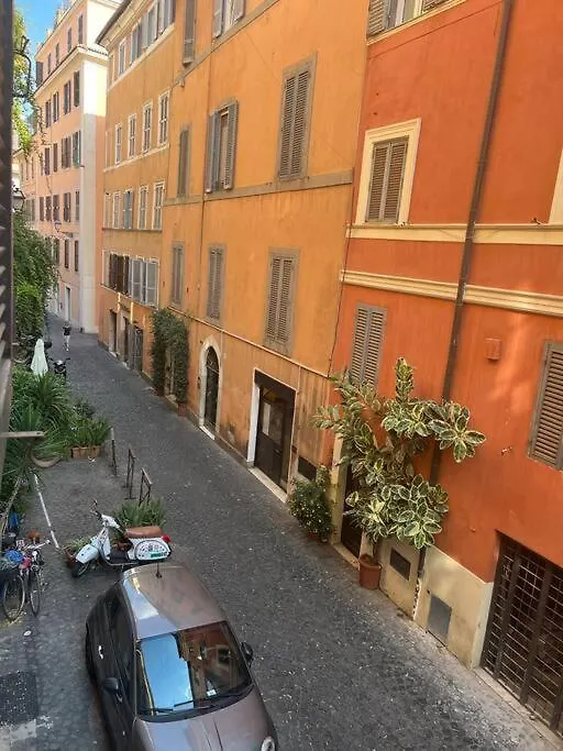 Rome Charming Apartment
