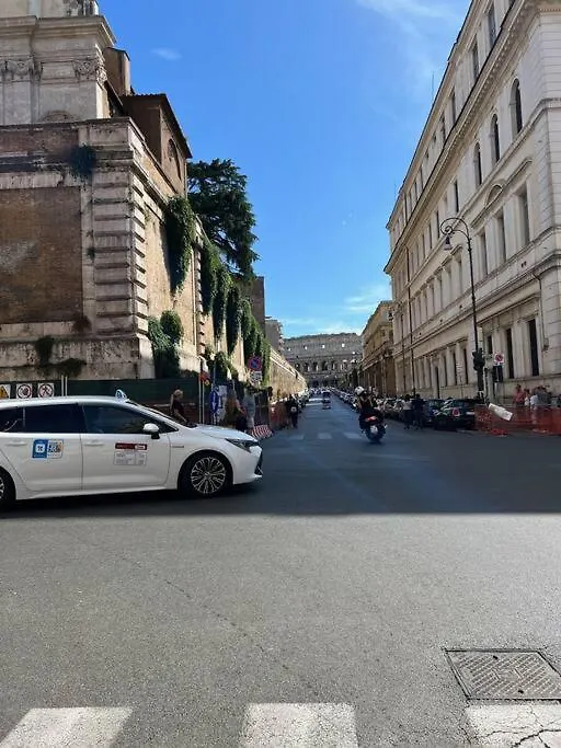 Rome Charming Apartment 0*,